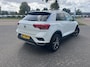 Volkswagen T-Roc 1.5 TSI Sport l LED l Rode Remklauwen l Navigatie l App Connect l Parkeersensoren voor en achter l 18" l