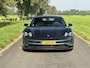 Porsche Taycan |Performance Battery Plus 93 kW|SOH 95%|Sport Chrono|Pano|Luchtvering|BOSE|HUD|Stoelventilatie|NL-auto