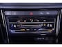 Volkswagen T-Roc 1.5 TSI R-Line Apple Carplay Panoramadak Privacy Glass LMV "18" Digital Display LED