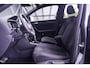 Volkswagen T-Roc 1.5 TSI R-Line Apple Carplay Panoramadak Privacy Glass LMV "18" Digital Display LED