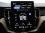 Volvo XC60 T6 PLUG-IN HYBRID ULTRA DARK LUCHTVERING SCHUIFDAK HARMAN KARDON