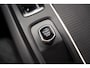 Volvo V60 2.0 B3 163pk Essential Aut. [ Trekhaak Apple/Android Camera ]