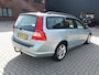 Volvo V70 2.4 D5 Momentum Leer-Sensoren-Automaat