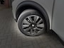 Peugeot e-2008 GT Pack EV 3-FASEN 50kWh 136pk | SCHUIF/KANTELDAK | ALCANTARA | STOELVERW. | ADAPTIVE CRUISE | KEYLESS ENTRY | 180° CAMERA + SENSOREN | DODEHOEKBEW. | CLIMA | 18" LM 'EVISSA' |