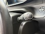 Peugeot e-2008 GT Pack EV 3-FASEN 50kWh 136pk | SCHUIF/KANTELDAK | ALCANTARA | STOELVERW. | ADAPTIVE CRUISE | KEYLESS ENTRY | 180° CAMERA + SENSOREN | DODEHOEKBEW. | CLIMA | 18" LM 'EVISSA' |