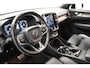 Volvo XC40 2.0 T4 190pk R-Design Aut. [ Panorama Trekhaak Leder Apple/Android ]