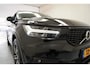 Volvo XC40 2.0 T4 190pk R-Design Aut. [ Panorama Trekhaak Leder Apple/Android ]