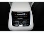 Volvo XC90 T8 Recharge AWD Ultra Dark Exec. Ed. - Luchtvering - Panorama/schuifdak - IntelliSafe Assist & Surround - 360º Camera - Bowers & Wilkins audio - Adaptieve LED koplampen - Verwarmde voorstoelen, stuur & achterbank - Parkeersensoren voor & achter - Elektr. bedienb. voorstoelen met geheugen - Head up display - Draadloze tel. lader - Extra getint glas - 22' LMV