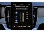 Volvo XC90 T8 Recharge AWD Ultra Dark Exec. Ed. - Luchtvering - Panorama/schuifdak - IntelliSafe Assist & Surround - 360º Camera - Bowers & Wilkins audio - Adaptieve LED koplampen - Verwarmde voorstoelen, stuur & achterbank - Parkeersensoren voor & achter - Elektr. bedienb. voorstoelen met geheugen - Head up display - Draadloze tel. lader - Extra getint glas - 22' LMV