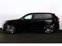 Volvo XC90 T8 Recharge AWD Ultra Dark Exec. Ed. - Luchtvering - Panorama/schuifdak - IntelliSafe Assist & Surround - 360º Camera - Bowers & Wilkins audio - Adaptieve LED koplampen - Verwarmde voorstoelen, stuur & achterbank - Parkeersensoren voor & achter - Elektr. bedienb. voorstoelen met geheugen - Head up display - Draadloze tel. lader - Extra getint glas - 22' LMV