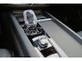 Volvo XC60 T6 Recharge AWD Plus Black Edition - Panorama/schuifdak - IntelliSafe Assist & Surround - 360º Camera - Harman/Kardon audio - Verwarmde voorstoelen, stuur & achterbank - Parkeersensoren voor & achter - Elektr. bedienb. voorstoelen met geheugen - Head up display - Draadloze tel. lader - Extra getint glas - 21' LMV