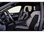 Volvo XC60 T6 Recharge AWD Plus Black Edition - Panorama/schuifdak - IntelliSafe Assist & Surround - 360º Camera - Harman/Kardon audio - Verwarmde voorstoelen, stuur & achterbank - Parkeersensoren voor & achter - Elektr. bedienb. voorstoelen met geheugen - Head up display - Draadloze tel. lader - Extra getint glas - 21' LMV
