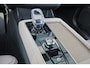Volvo XC90 T8 Recharge AWD Ultra Bright - Luchtvering - Panorama/schuifdak - IntelliSafe Assist & Surround - 360º Camera - Bowers & Wilkins audio - Adaptieve LED koplampen - Verwarmde voorstoelen, stuur & achterbank - Parkeersensoren voor & achter - Elektr. bedienb. voorstoelen met geheugen - Geventileerde voorstoelen - Head up display - Draadloze tel. lader - Extra getint glas - 22' LMV