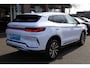 BYD Seal U 1.5 DM-i FWD Boost TREKHAAK-AFNEEMBAAR! SNOW-WHITE+ZWART-LEER CARPLAY PANO 360-CAMERA STOELVENTILATIE STUUR/STOELVERW. HUD ADAPTIVE-CRUISE CLIMA NAVI 2XPDC 19''LMV ENZ ENZ!