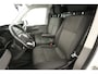 Volkswagen Transporter 2.0 TDI L2H1 150PK | Airco | Cruise | Carplay | 3 Zits | Trekhaak | Parkeersens.