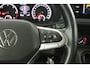Volkswagen Transporter 2.0 TDI L2H1 150PK | Airco | Cruise | Carplay | 3 Zits | Trekhaak | Parkeersens.