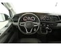 Volkswagen Transporter 2.0 TDI L2H1 150PK | Airco | Cruise | Carplay | 3 Zits | Trekhaak | Parkeersens.