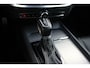Volvo S60 T5 Intro Edition | Adaptive Cruise Control | BLIS | Parkeersensoren voor + achter | 19'' Lichmetalen velgen | Parkeercamera | Keyles entree | Harman Kardon Premium Audio | Dealeronderhouden | Stoelverwarming