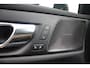 Volvo S60 T5 Intro Edition | Adaptive Cruise Control | BLIS | Parkeersensoren voor + achter | 19'' Lichmetalen velgen | Parkeercamera | Keyles entree | Harman Kardon Premium Audio | Dealeronderhouden | Stoelverwarming