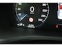 Volvo S60 T5 Intro Edition | Adaptive Cruise Control | BLIS | Parkeersensoren voor + achter | 19'' Lichmetalen velgen | Parkeercamera | Keyles entree | Harman Kardon Premium Audio | Dealeronderhouden | Stoelverwarming