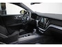 Volvo S60 T5 Intro Edition | Adaptive Cruise Control | BLIS | Parkeersensoren voor + achter | 19'' Lichmetalen velgen | Parkeercamera | Keyles entree | Harman Kardon Premium Audio | Dealeronderhouden | Stoelverwarming