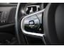 Volvo S60 T5 Intro Edition | Adaptive Cruise Control | BLIS | Parkeersensoren voor + achter | 19'' Lichmetalen velgen | Parkeercamera | Keyles entree | Harman Kardon Premium Audio | Dealeronderhouden | Stoelverwarming