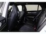 Lynk & Co 01 More - Panorama/schuifdak - Adaptieve Cruise control met stuurovername - Infinity Audio by Harman/Kardon - 360º Camera - BLIS - Stoelverwarming voor - Adaptieve LED koplampen - Geïntegreerde dashcam voor - Elektr. bedienb. achterklep - Draadloze Apple Carplay & Android Auto - Keyless Entry & drive - 20' LMV