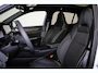 Lynk & Co 01 More - Panorama/schuifdak - Adaptieve Cruise control met stuurovername - Infinity Audio by Harman/Kardon - 360º Camera - BLIS - Stoelverwarming voor - Adaptieve LED koplampen - Geïntegreerde dashcam voor - Elektr. bedienb. achterklep - Draadloze Apple Carplay & Android Auto - Keyless Entry & drive - 20' LMV