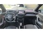 Peugeot e-2008 EV GT Avantage 54 kWh | Alcantara | Camera | Apple Carplay/Android Auto | Navigatie | Stoelverwarming | Adaptieve Cruise | | Achterbank in delen neerklapbaar | Achteruitrijcamera | Adaptieve Cruise Control