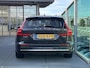 Volvo V60 2.0 T6 Plug-in hybrid AWD Essential Bright PHEV, Automaat, Leder, Trekhaak semi elektrisch inklapbaar, Stoelverwarming, Stuurverwarming voor- en achter, 18 inch wielen met all-season banden
