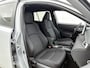 Toyota Corolla Cross Hybrid 140 Dynamic | BTW voertuig | Elektrische Achterklep | Draadloze telefoonlader | Apple CarPlay/Android Auto | Cruise Control Adaptive | Achteruitrijcamera |
