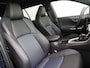 Toyota RAV4 2.5 Hybrid Style Bi-Tone | Stuur- en Stoelverwarming | Adaptive Cruise Control | Achteruitrijcamera | Apple CarPlay/ Android Auto | Draadloze Telefoonlader | Pre-Collision System | Elektrische Achterklep | Verwarmde