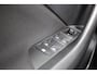Skoda Scala 1.5 TSI Sport Business - Panoramadak - Xenon - Adaptieve cruisecontrol - Sportstoelen- 18 Inch Lichtmetalen velgen - Zwarte hemelbekleding - Xenon - Stoelverwarming Groot Media scherm