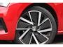 Skoda Scala 1.5 TSI Sport Business - Panoramadak - Xenon - Adaptieve cruisecontrol - Sportstoelen- 18 Inch Lichtmetalen velgen - Zwarte hemelbekleding - Xenon - Stoelverwarming Groot Media scherm