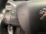 Peugeot 208 1.2 PureTech Blue Lease Executive - 2e eigenaar - Goed onderhouden - NAP - NAV - Airco - Cruise - Parkeersensor