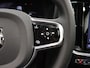 Volvo V60 T8 PLUG-IN HYBRID PLUS DARK SCHUIFDAK 360GR CAM HARMAN KARDON TREKHAAK