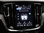 Volvo V60 T8 PLUG-IN HYBRID PLUS DARK SCHUIFDAK 360GR CAM HARMAN KARDON TREKHAAK