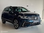 Volkswagen Tiguan | Pano | HUD | 360° Camera | Memory | Stoelverwarming V+A