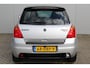 Suzuki Swift 1.6-125pk Sport. Erg leuke en sportieve Suzuki Swift ! Vol autm. airco, sportstoelen, LM wielen, metallic lak, media systeem met diverse functies.
