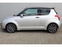 Suzuki Swift 1.6-125pk Sport. Erg leuke en sportieve Suzuki Swift ! Vol autm. airco, sportstoelen, LM wielen, metallic lak, media systeem met diverse functies.