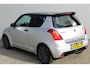 Suzuki Swift 1.6-125pk Sport. Erg leuke en sportieve Suzuki Swift ! Vol autm. airco, sportstoelen, LM wielen, metallic lak, media systeem met diverse functies.