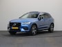 Volvo XC60 2.0 Recharge T8 AWD R-Design | Schuifkantel dak | Elektrische stoelen | 1ste Eigenaar | 85% SOH |
