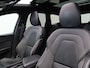 Volvo XC60 2.0 Recharge T8 AWD R-Design | Schuifkantel dak | Elektrische stoelen | 1ste Eigenaar | 85% SOH |