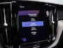 Volvo XC60 2.0 Recharge T8 AWD R-Design | Schuifkantel dak | Elektrische stoelen | 1ste Eigenaar | 85% SOH |