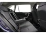 Toyota RAV4 2.5 Hybrid 2WD Active | Trekhaak | Apple Carplay / Android Auto | Adaptive Cruise | Clima | Parkeersensoren achter | Camera | LED | 17 inch