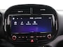 Kia e-Soul ExecutiveLine 64 kWh | Panoramadak | Harman/Kardon Audio | Head Up display | Adaptieve Cruise Control | Stoelverwarming | Navigatie | Achteruitrijcamera | Apple Carplay