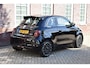 Fiat 500 42KWh La Prima Panoramadak/JBL/ Active cruise control Wij zijn op afspraak geopend! Graag bellen voor uw komst.
