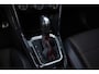 Volkswagen T-Roc 1.5 TSI Sport Business R , Trekhaak, Panoramadak, Stoelverwarming, Adap. cruise