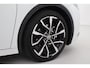 Toyota Prius 2.0 Plug-in Executive | Dodehoek detectie | Stoel-/stuurverwarming | Full LED koplampen | Digitale binnenspiegel | Apple Carplay / Android Auto | 19 inch | Keyless | Adaptive Cruise | Parkeersensoren voor/achter | Camera