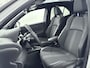 Toyota Yaris Cross 1.5 Hybrid Adventure | Sensoren V+A | Panoramadak | JBL | Stoelverwarming |